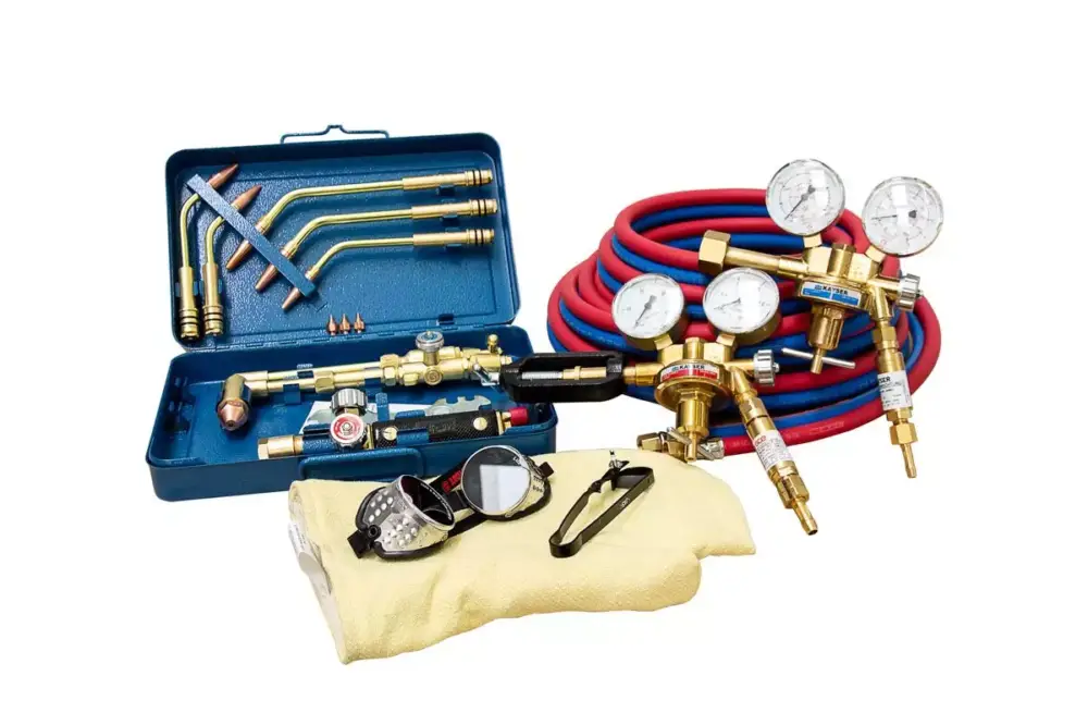 AUTOGEN-Grund-Set KEK 17 / 10m ohne Gas & Flaschenw. bestehend aus:1Stk.Schweiss-Schneidekassette551651Stk.Brausekopfeinsatz 14-20 mm552001Stk.Sauerstoff-Druckminderer Flaschenanschluss G 3/4' RH/SW32551801Stk.Azetylen-Druckminderer Bügelanschluss551821Stk.Rückschlagsicherung fürSauerstoff551841Stk.Rückschlagsicherung fürAzetylen551861Stk. Zwillingsschlauch - Set 10 m551751Stk.Schweissbrille kompl. DIN 5553771Stk. Bügelgasanzünder551981Stk.KEVLAR-Fäustling (hitzefest)55163 Nur Heute
